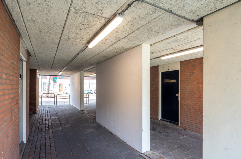 Lightronics PVX en TPS armaturen in de berging van een appartementencomplex van Waterweg Wonen in Vlaardingen