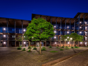 Lightronics DOTT, R3 en TPN armaturen in appartementencomplex Hoge Rij in Deventer