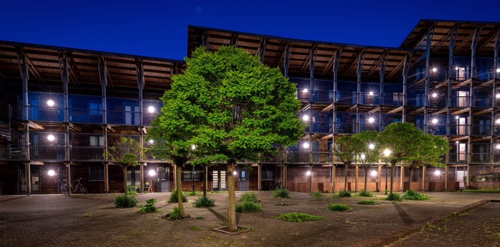 Lightronics DOTT, R3 en TPN armaturen in appartementencomplex Hoge Rij in Deventer Lightronics DOTT, R3 en TPN armaturen in appartementencomplex Hoge Rij in Deventer