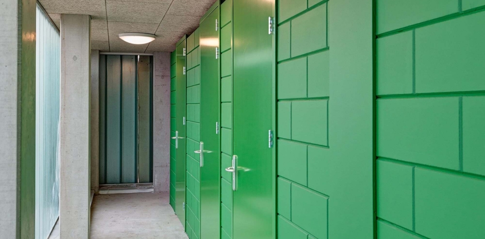 Lightronics armatuur DOTT EXTREME in een appartementencomplex