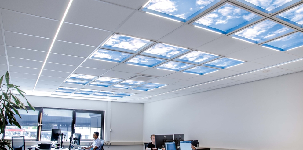 lightronics-01 lightronics-01