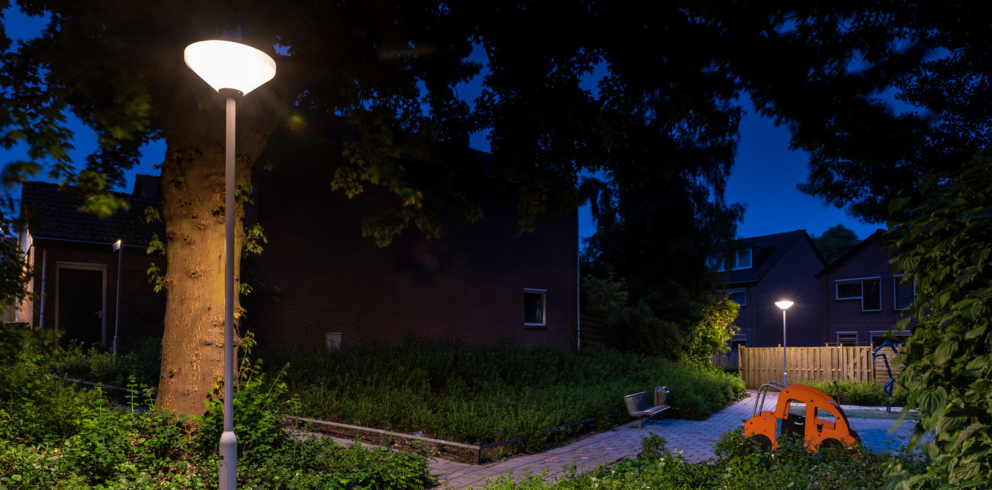 Lightronics Bart armaturen langs een fietspad