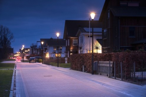 Lightronics Prunus A2 straatverlichting in een woonstraat in Drachten
