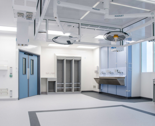 Lightronics armaturen in een behandelkamer in de zorg Lightronics armaturen in een behandelkamer in de zorg