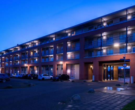 Lightronics WPV armaturen in een appartementencomplex aan de Perserij in Tiel Lightronics WPV armaturen in een appartementencomplex aan de Perserij in Tiel