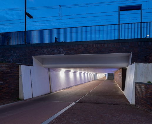 Lightronics VENTEGO armaturen in de stationstunnel in Assen Lightronics VENTEGO armaturen in de stationstunnel in Assen
