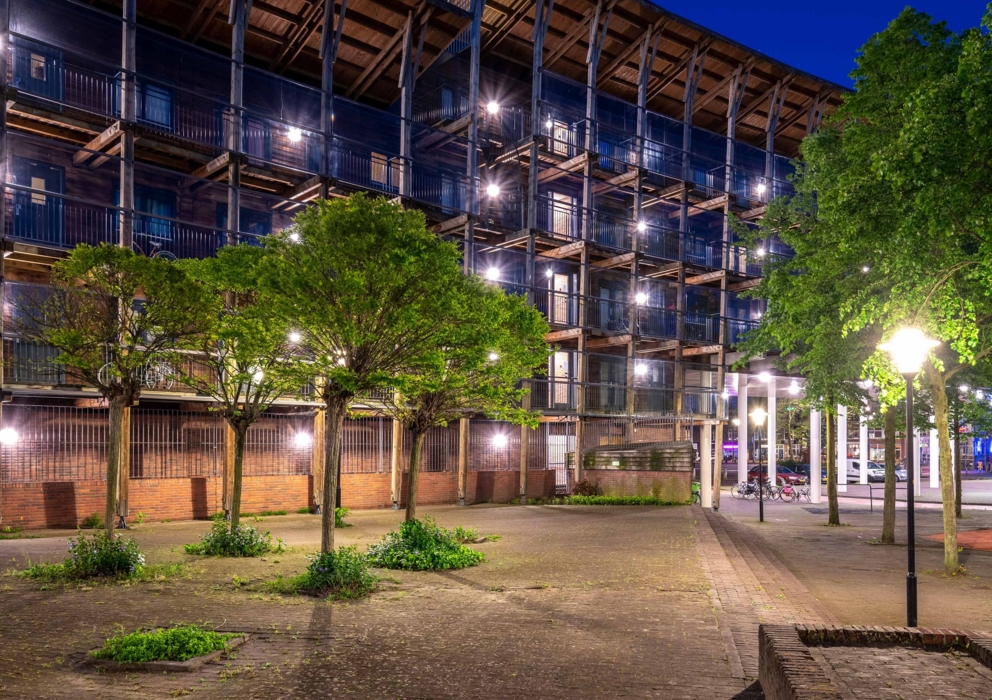 Lightronics DOTT, R3 en TPN armaturen in appartementencomplex Hoge Rij in Deventer