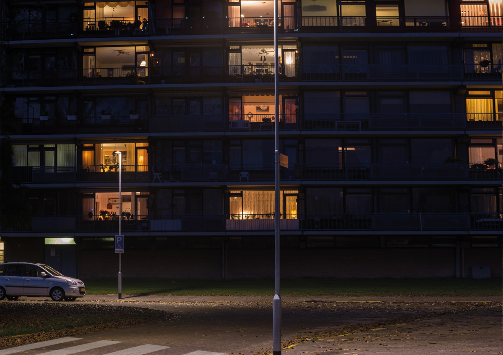 Lightronics BRISA WALK armatuur langs een weg