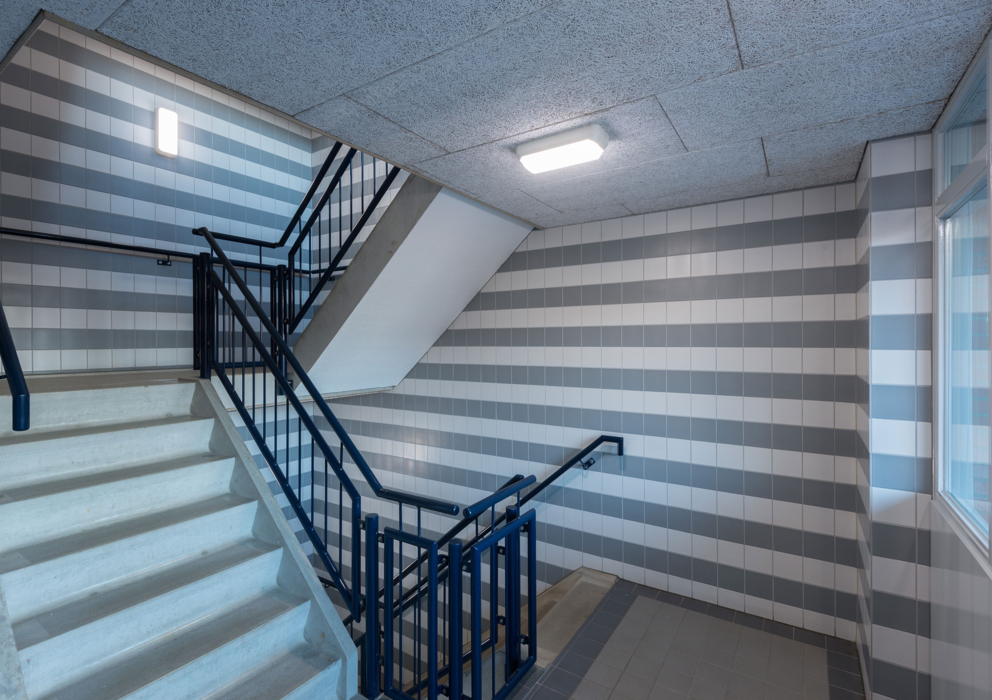 Lightronics WPV armaturen in het trappenhuis van een appartementencomplex aan de Perserij in Tiel Lightronics WPV armaturen in het trappenhuis van een appartementencomplex aan de Perserij in Tiel